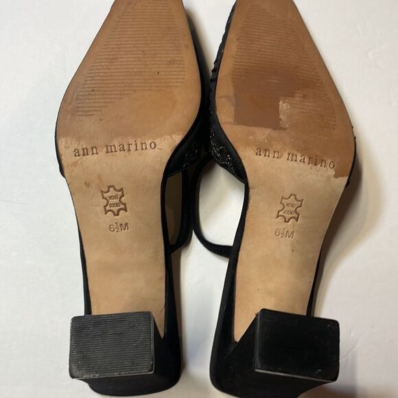Ann Marino my woman’s black fabric heels. Size 6.5. - Picture 9 of 11